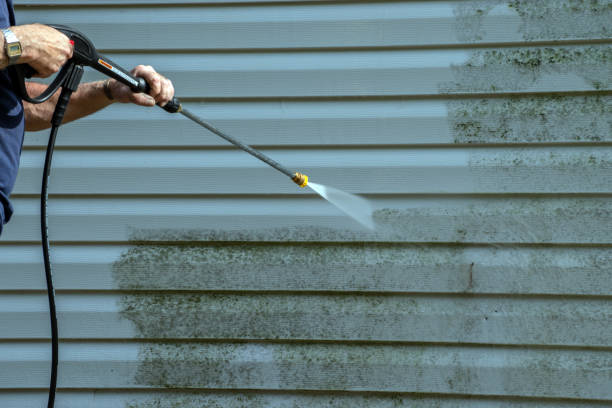 Best Pool Deck Cleaning  in Mansfield Center, CT